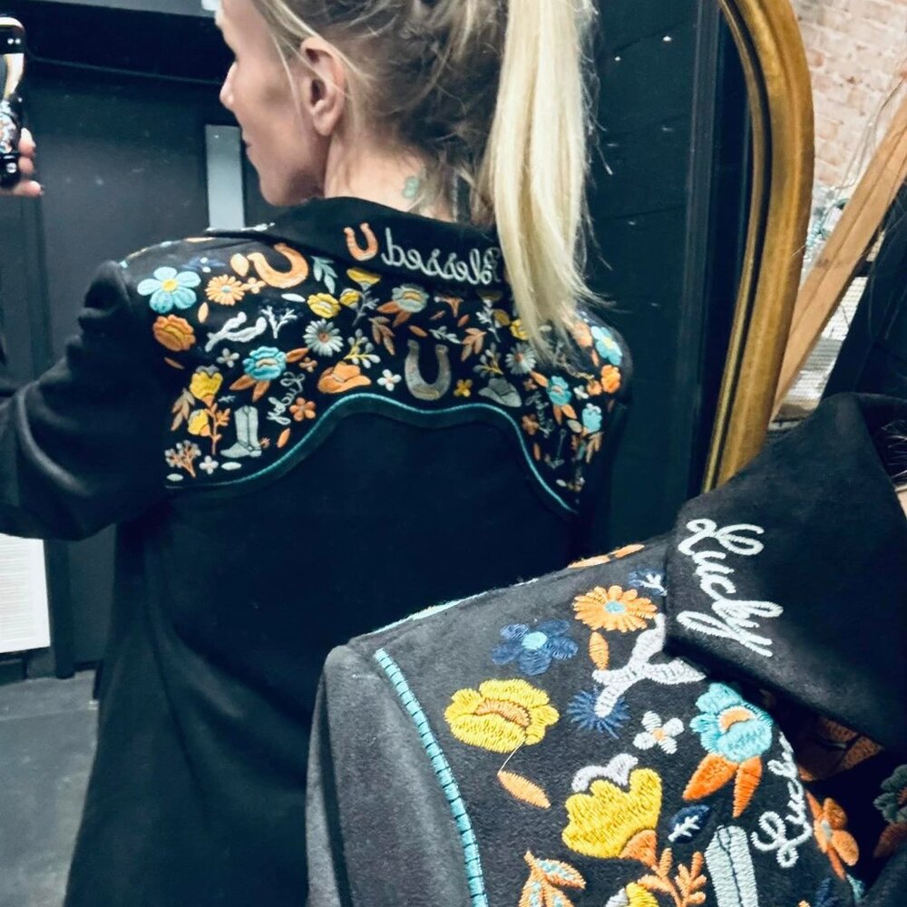 Lucky and blessed suede blazer - Picture 5 of 5